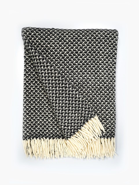 100% Wool Blanket Black Medium