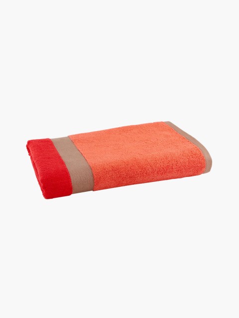 Bath towel coral